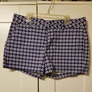 SOLD!!  Khakis Gap Shorts Size 6 NEW W/OUT TAGS